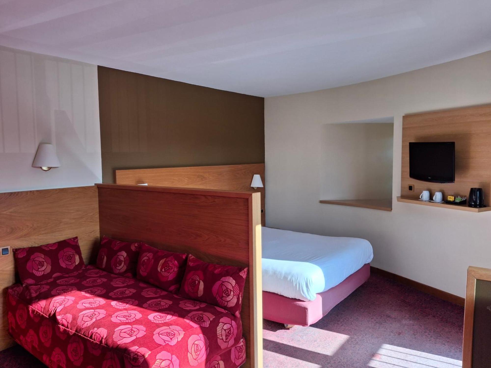 Hotel Tour Maje Rodez Bagian luar foto