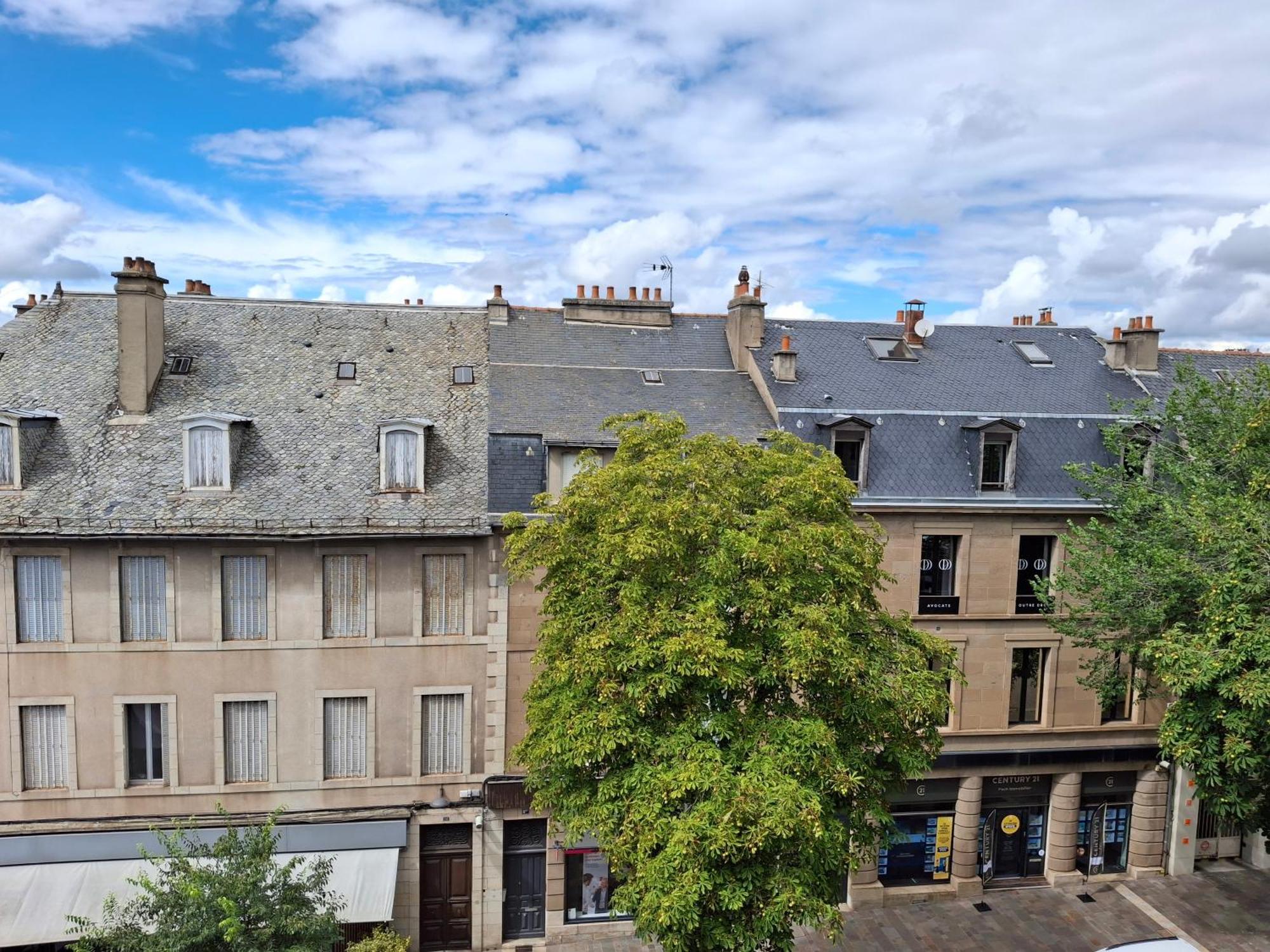 Hotel Tour Maje Rodez Bagian luar foto