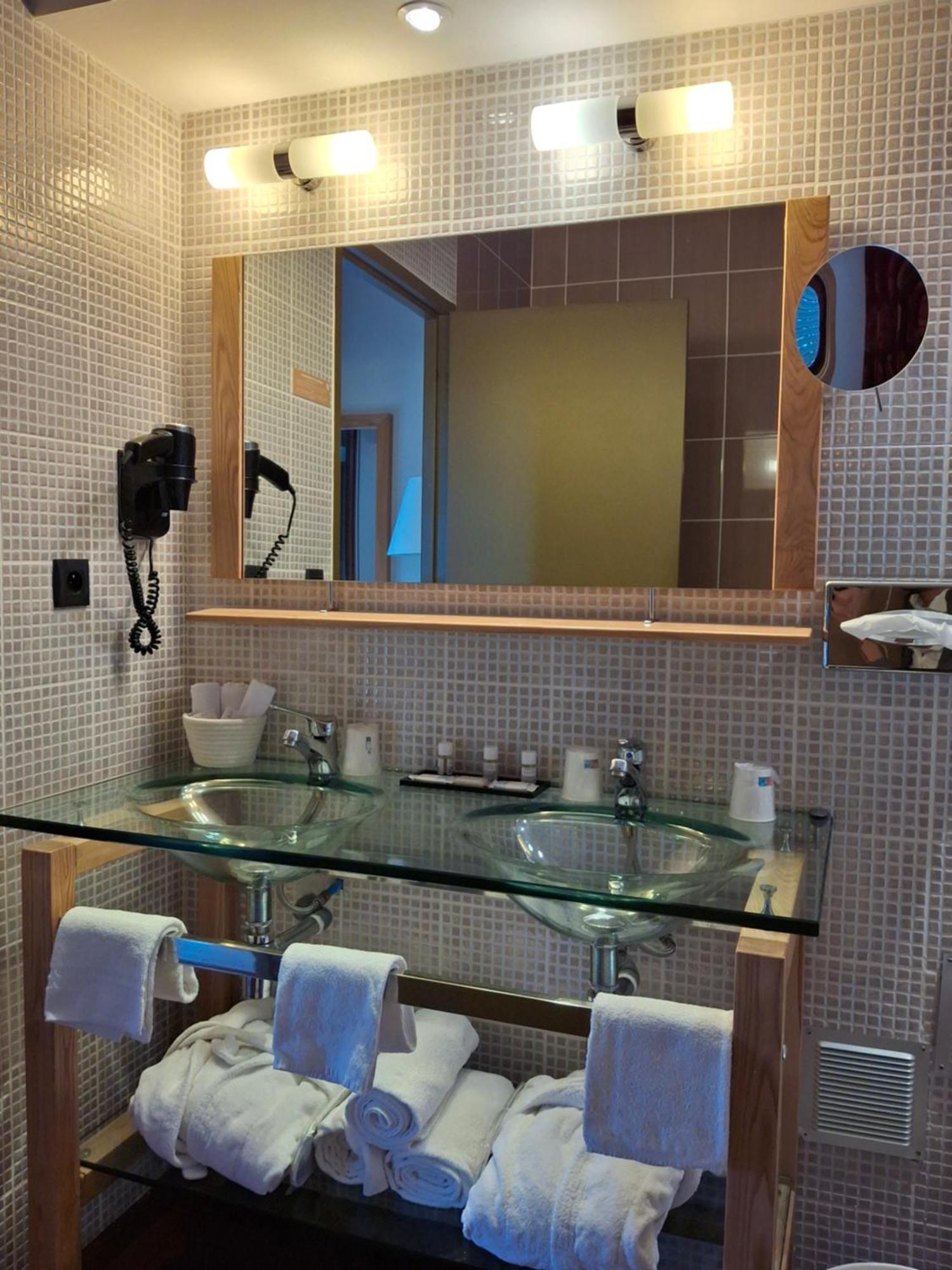 Hotel Tour Maje Rodez Bagian luar foto