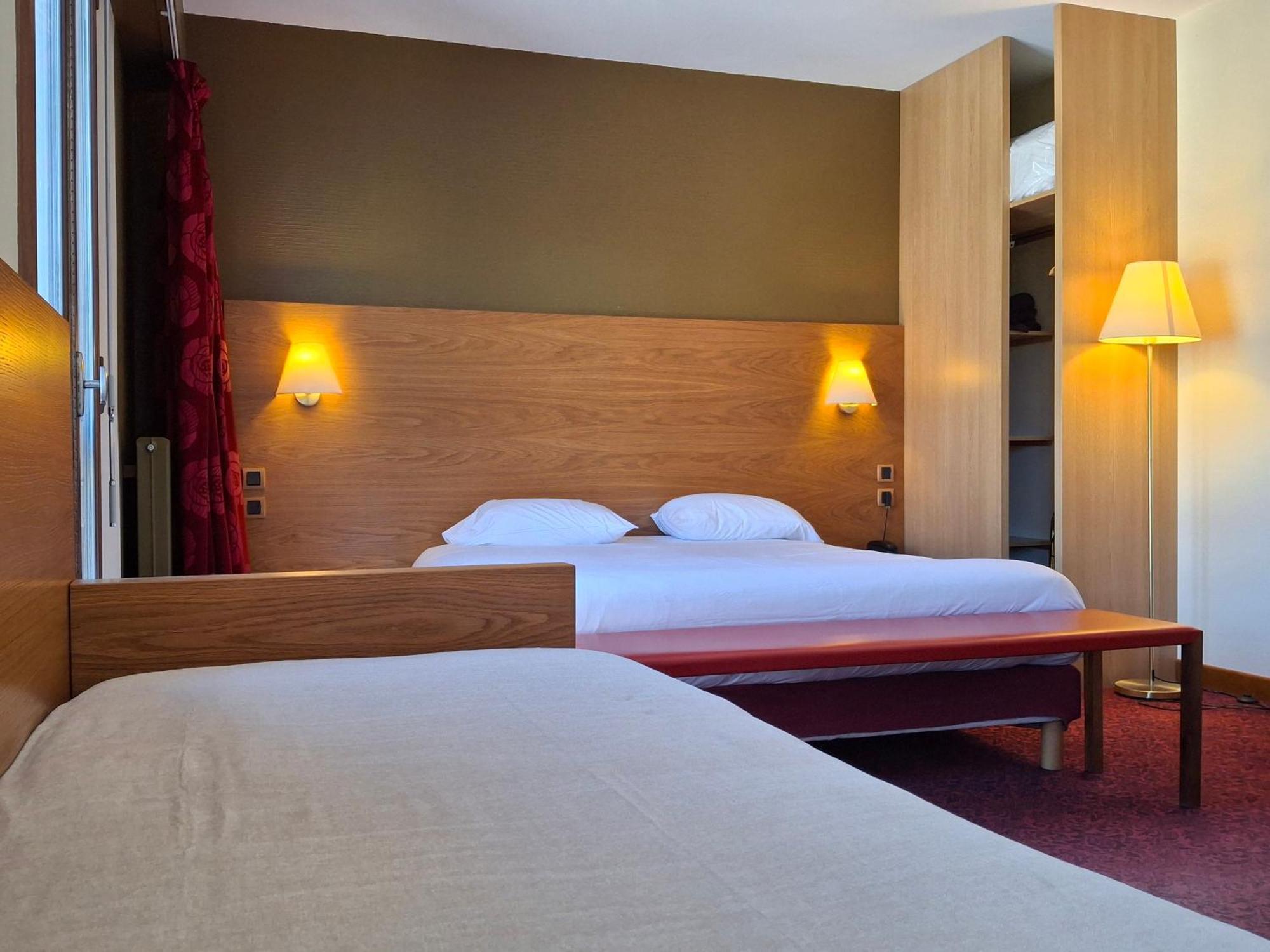 Hotel Tour Maje Rodez Ruang foto