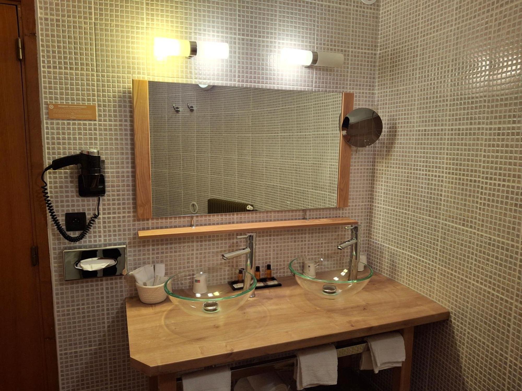 Hotel Tour Maje Rodez Bagian luar foto