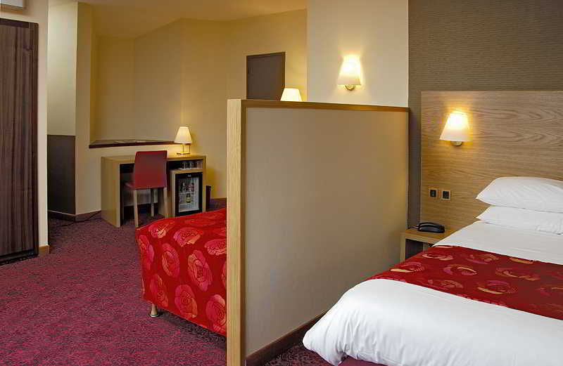 Hotel Tour Maje Rodez Bagian luar foto